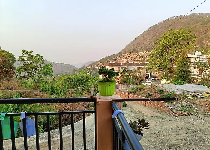 Shri Rudra Home Stay - 2-Bhk Fully Furnished Home Stay