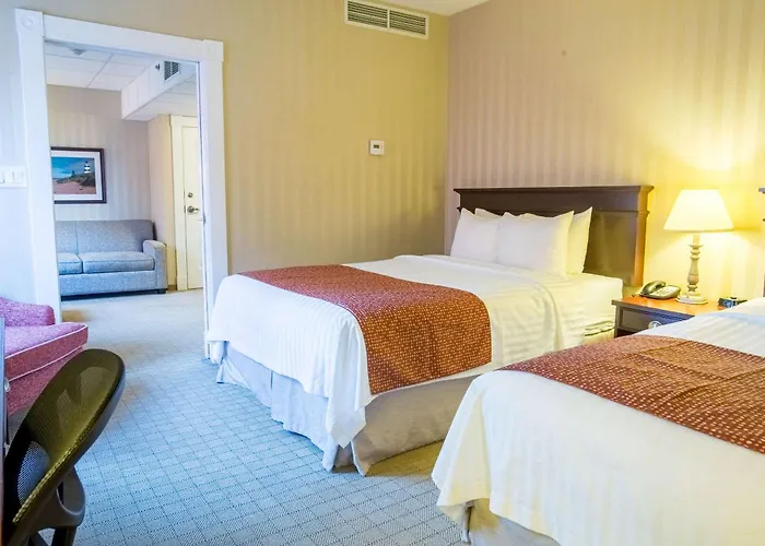 Quality Inn & Suites Downtown