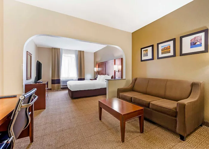 Comfort Suites Castle Rock - Denver South
