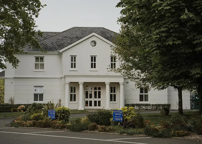Crover House Hotel & Golf Club