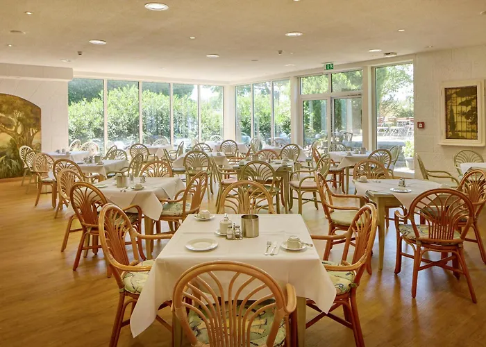 Axxon Hotel