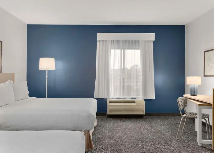 Spark By Hilton Newcomerstown