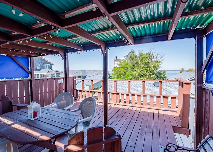 The Blue Parrot Guest House