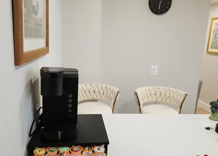Cozy King Suite In The Heart Of Towson