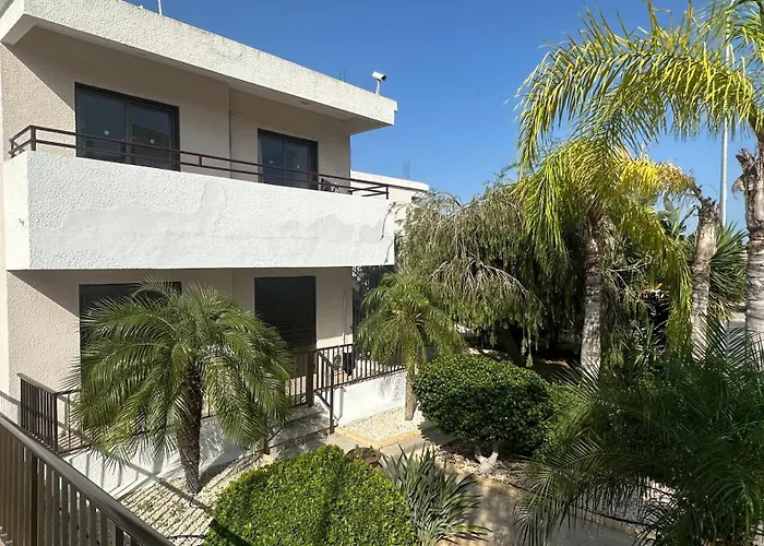 Maricosta Apartments