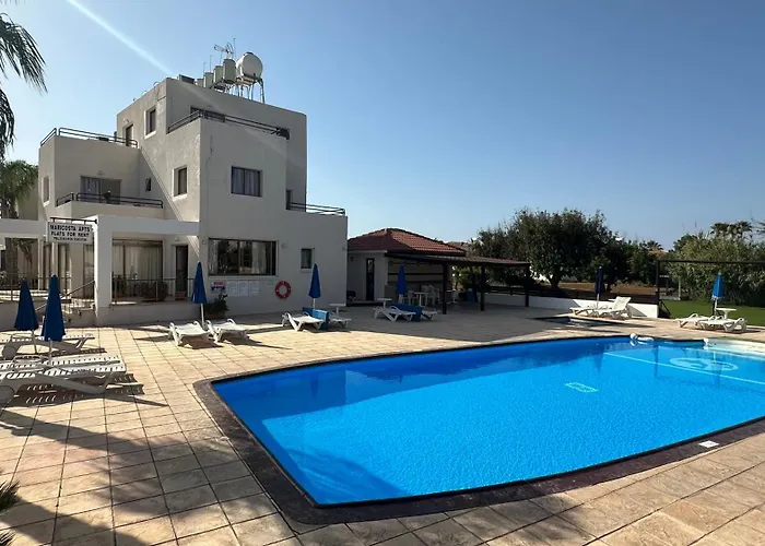 Maricosta Apartments