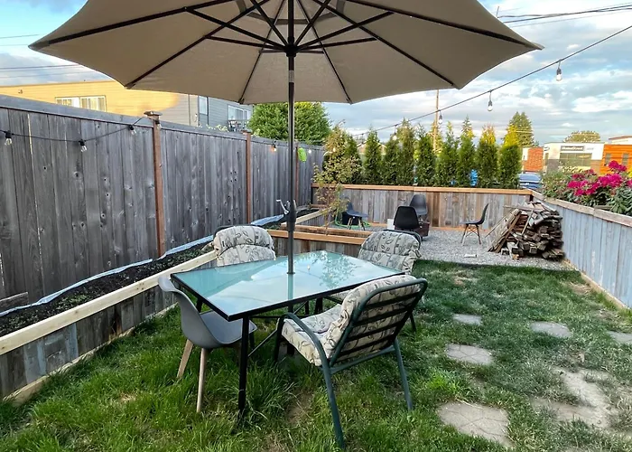 Central Tacoma Homestay With Breakfast Included -Private Room-