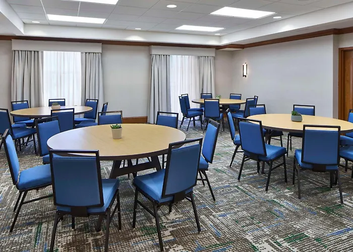 Hampton Inn & Suites Saratoga Springs Downtown