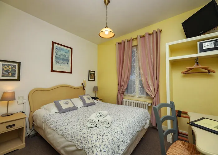 Logis Hotel Cote Loire - Auberge Ligerienne