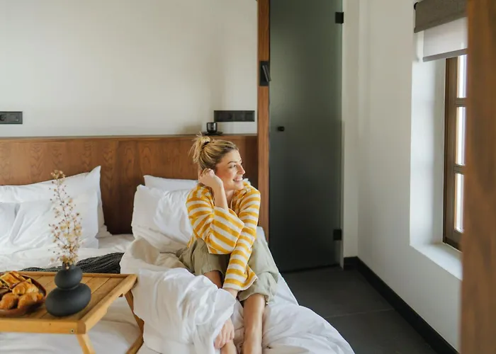 Unedo All Seasons Boutique Hotel