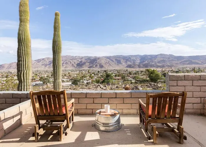 Jt Park Villa 360 Views And Starlink On 10 Acres