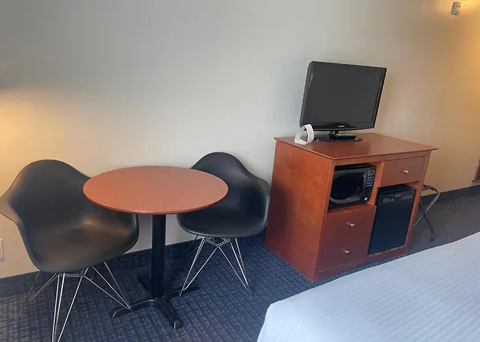Super 8 By Wyndham Sainte Agathe Des Monts