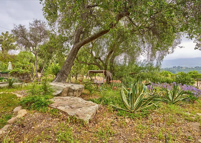 Ojai Vacation Home With Views On The East End