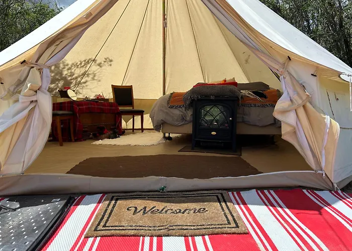 #Y5 Lumberjack Lounge Yurt