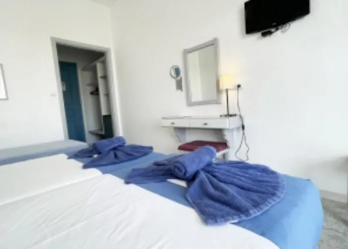 Glaros Hotel