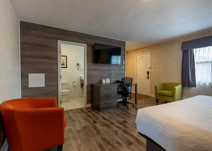 Glengarry Extended Stays