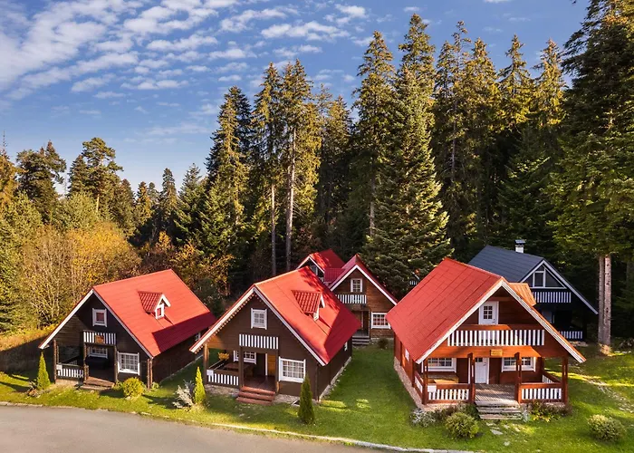 Moura Mountain & Villas Spa Hotel