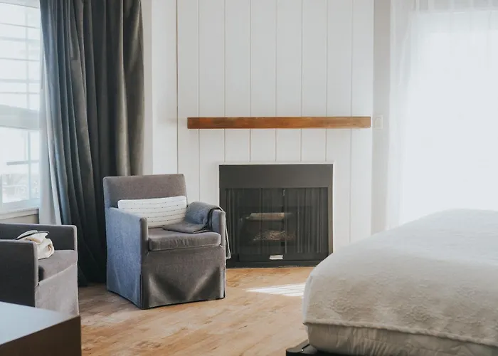 Fireside Inn On Moonstone Beach