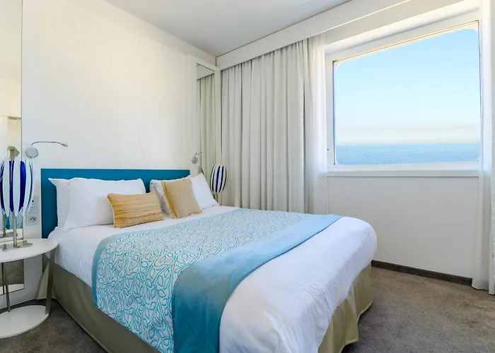 Golden Tulip Marseille Euromed