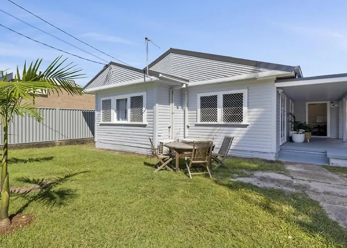 Crackers - Pet Friendly, Jetty Location, Walk To Restaurants