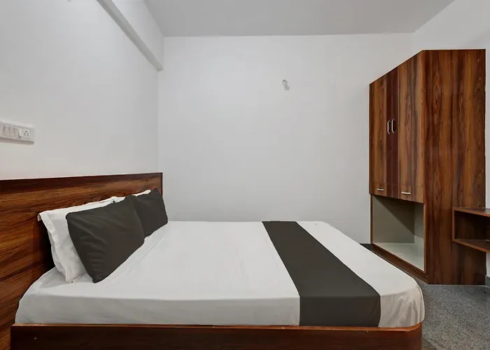Oyo Hotel Bungalow Inn Lodging & Boarding