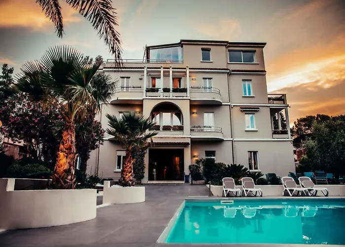 Hotel Benaco
