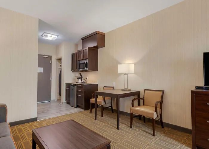 Best Western Plus Chateau Fort St. John