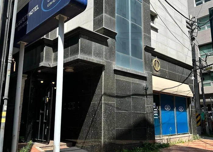 SSH Icon Hostel