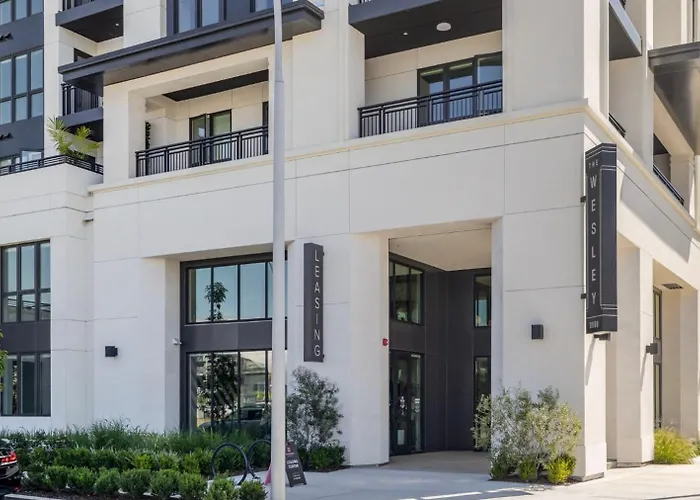 Inglewood 1Br W Sundeck Clubhouse Nr Shopping Lax-1159