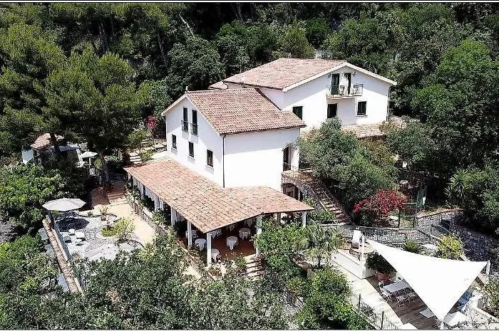 Hotel Villa Delle Meraviglie
