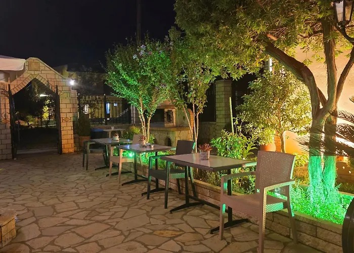 Villa Kormos Apart Hotel