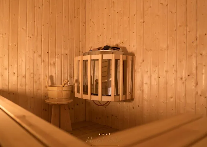 Hotel Bíbic és Tüskevár Étterem és Horgásztó