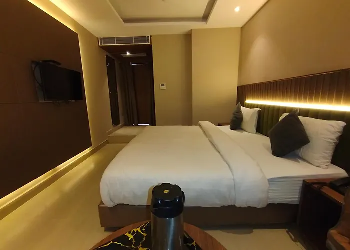 Hotel Gagan Suite