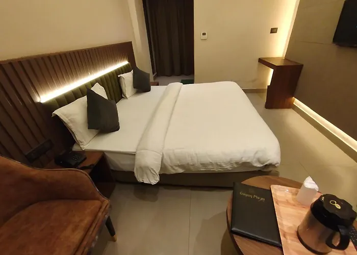 Hotel Gagan Suite