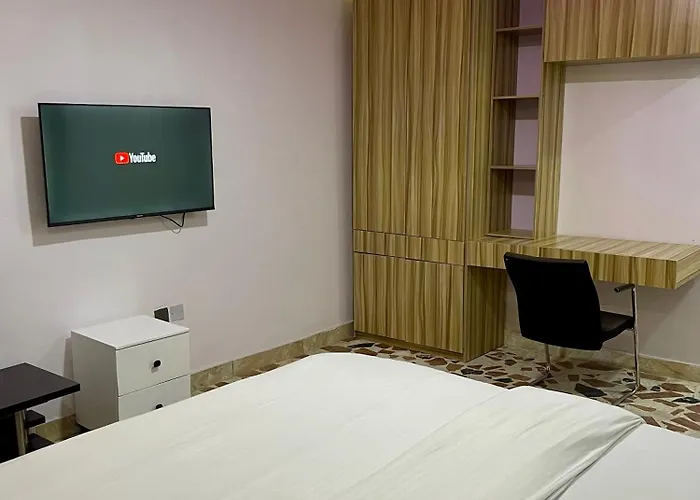 Weena Hotel & Resort