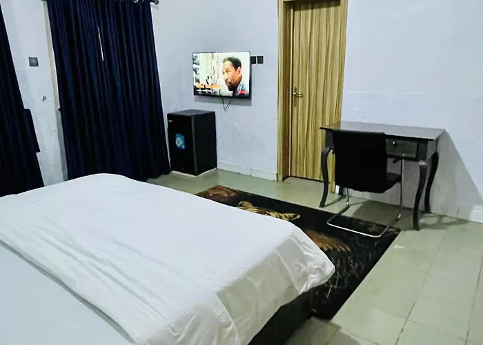 Weena Hotel & Resort