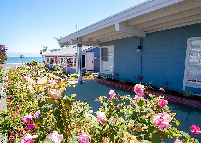 Edgewater Beach Inn