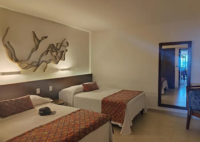 Hotel Costa De Oro