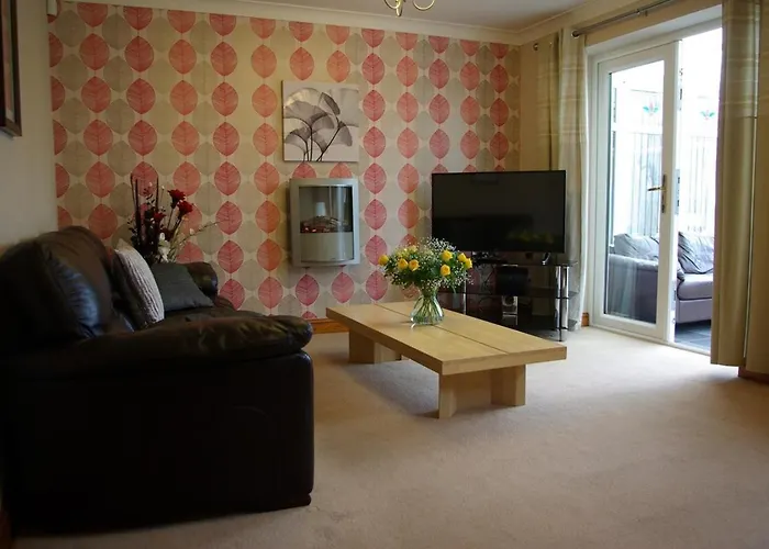 Portland Mews - 3 Bed Holiday Home By Premier Serviced Accommodation