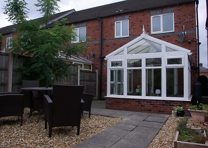 Portland Mews - 3 Bed Holiday Home By Premier Serviced Accommodation