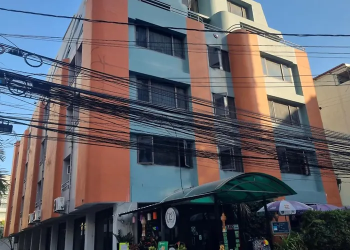 12Pm Bangkok Hotel