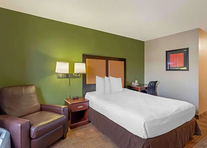Extended Stay America Suites - Chicago - Woodfield Mall