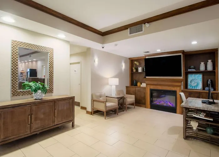 Econo Lodge Inn & Suites Foley-North Gulf Shores
