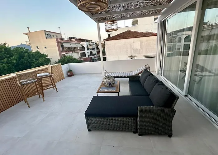 Amina Apartments