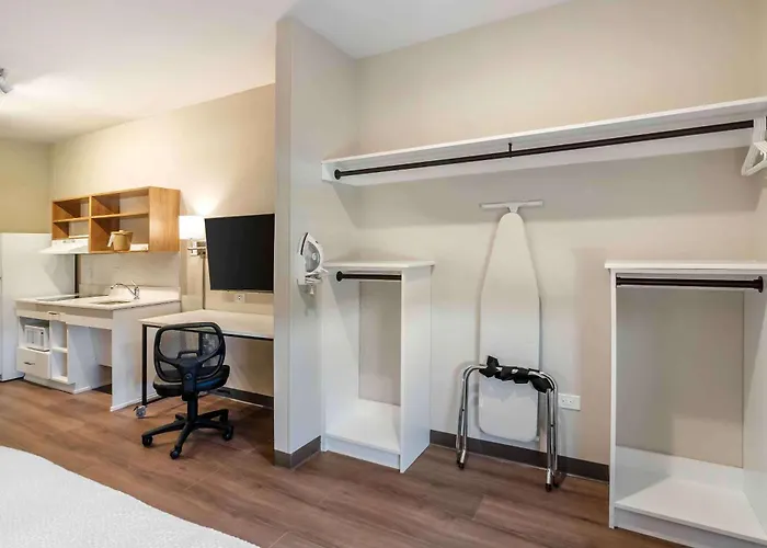 Extended Stay America Premier Suites - Fort Myers - Airport