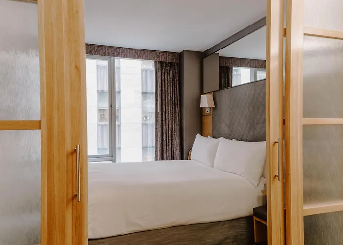 The Jewel Hotel, New York