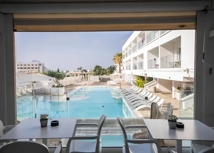 Liquid Hotel Apartments