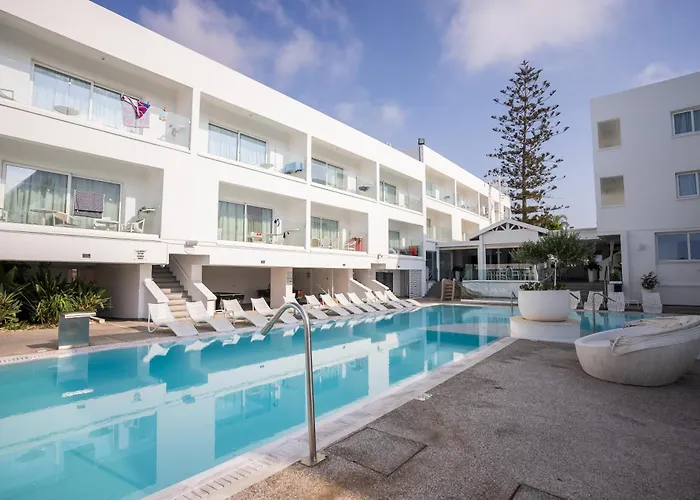 Liquid Hotel Apartments