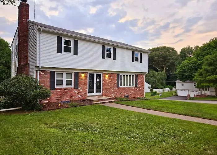 Warwick Colonial Retreat