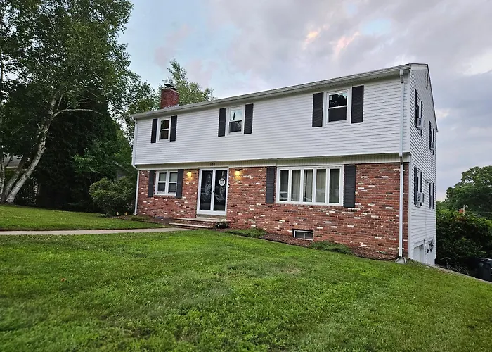Warwick Colonial Retreat